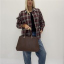 camicia asimmetrica con applicazione sul colletto asymmetric